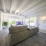 Zenitude - Indoor Pool & Jacuzzi * Jezainville