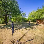 Zenitude - Indoor Pool & Jacuzzi