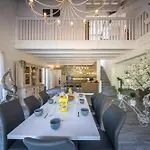 Zenitude - Indoor Pool & Jacuzzi * Jezainville