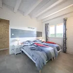 Zenitude - Indoor Pool & Jacuzzi