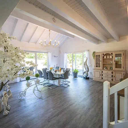 Zenitude - Indoor Pool & Jacuzzi Vila *