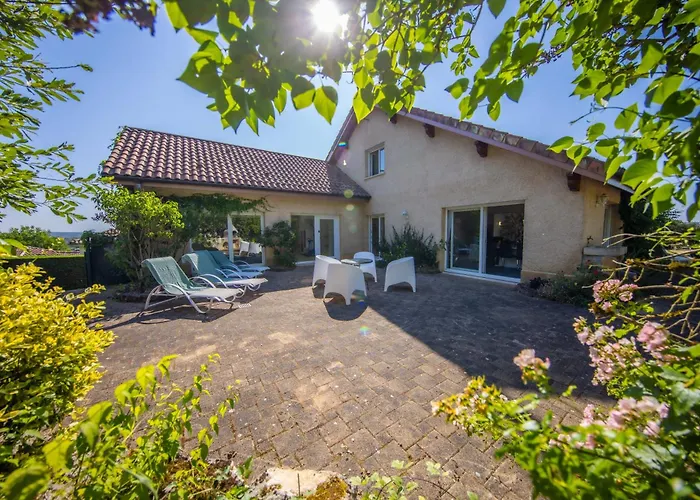 Zenitude - Indoor Pool & Jacuzzi *