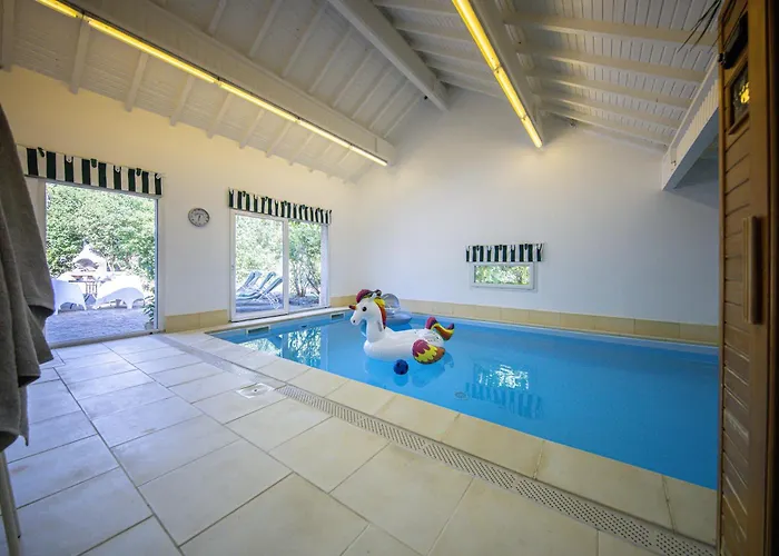 Zenitude - Indoor Pool & Jacuzzi Vila Jezainville