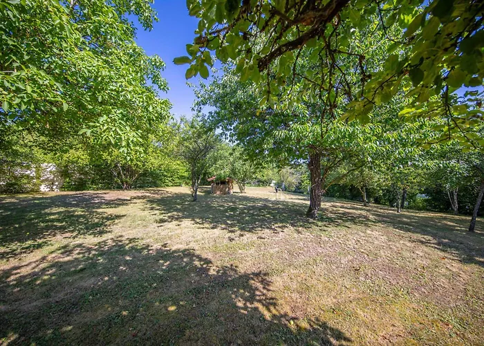 Vila Zenitude - Indoor Pool & Jacuzzi Jezainville