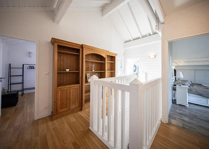 Zenitude - Indoor Pool & Jacuzzi Jezainville