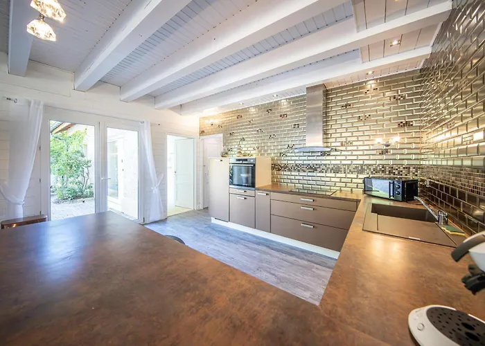 Zenitude - Indoor Pool & Jacuzzi Vila